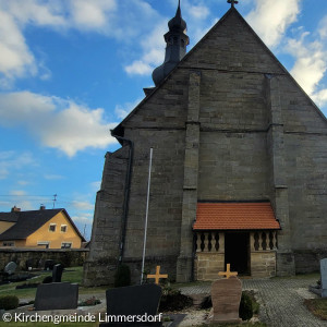 Friedhof mit Kirche 